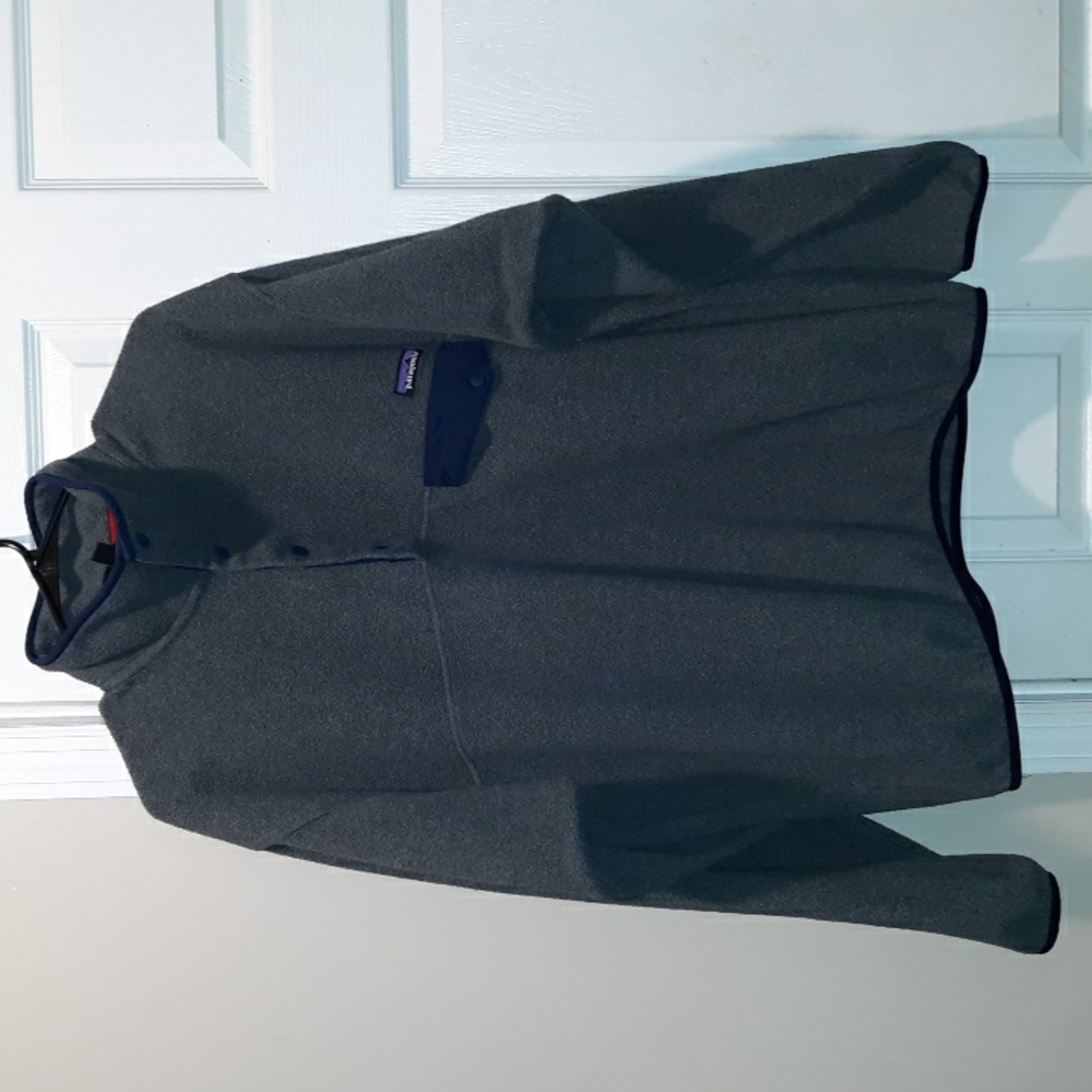 Patagonia Synchilla Snap-T Button Fleece Pullover Men's Size Large-Gray/NavyBlue